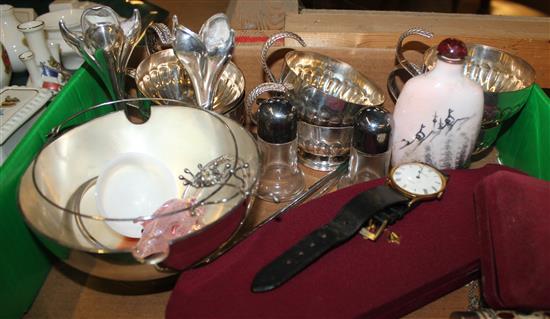 Mixed jewellery incl pair of Christofle silver salt & pepper pots, base for chess set & clock etc